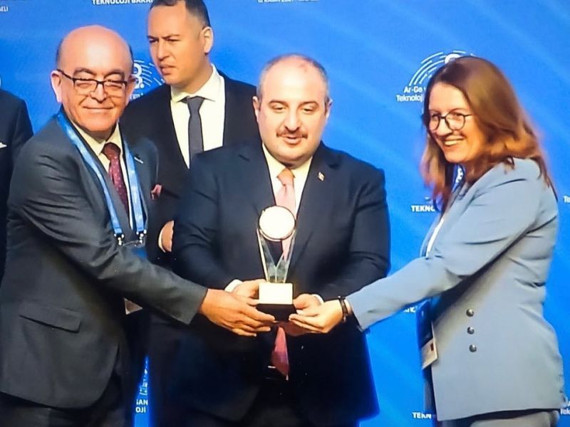 Keramika Seramik Zirveye Oynuyor