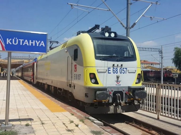 Kütahya TCDD: “9-15 Mayıs’ta Tren Yollarından Uzak Durun!”
