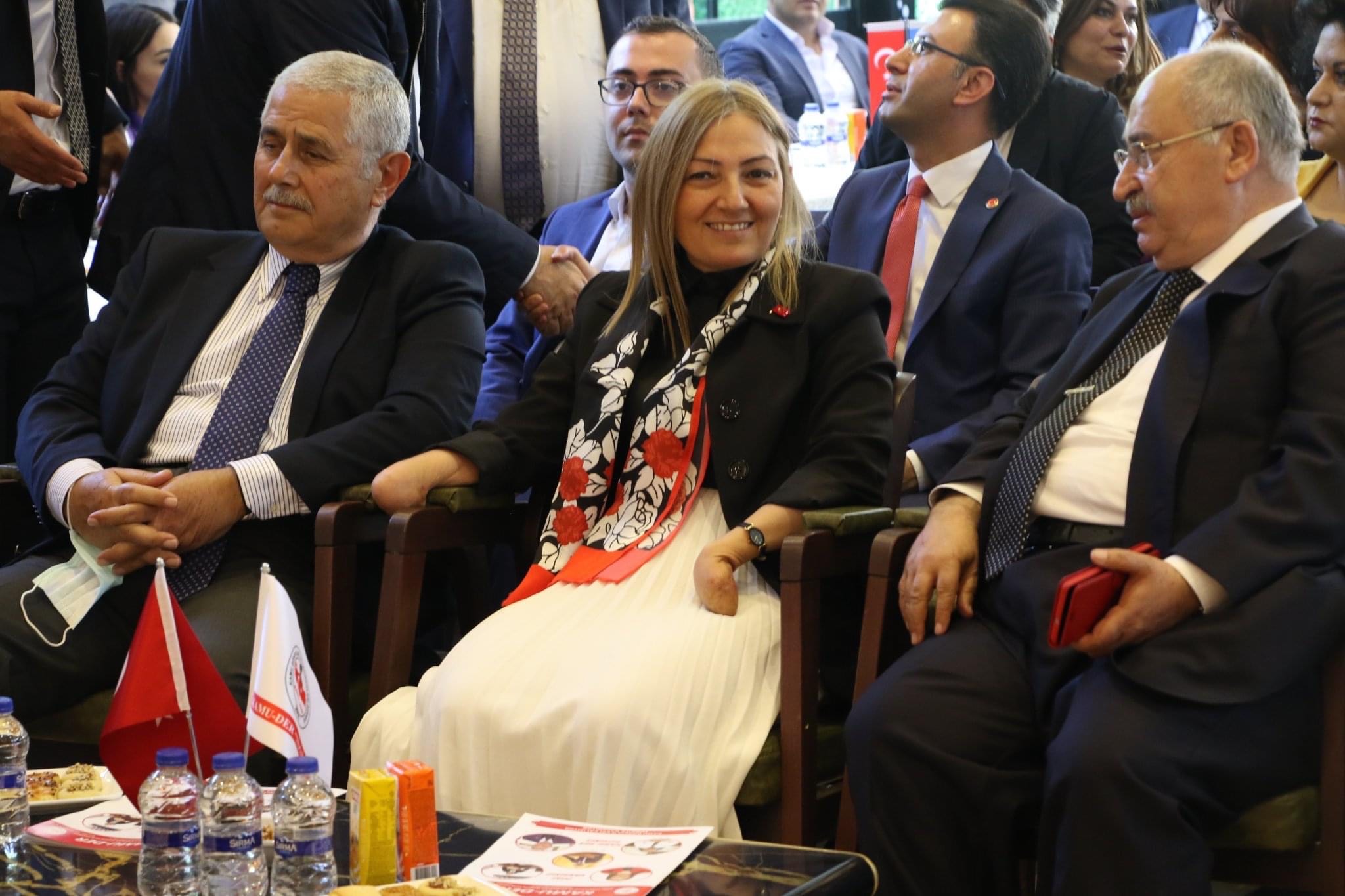 Mustafa GÜLER Yılın İlçe Belediye Başkanı Seçildi