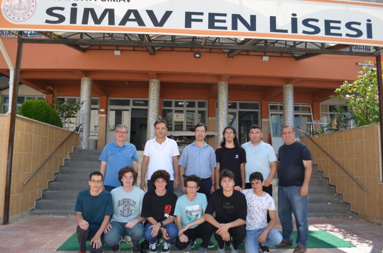 SİMAV FEN LİSESİ’DEN TARİHİ BAŞARI
