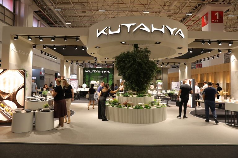 HOSTECH BY TUSİD FUARI’NDA KÜTAHYA PORSELEN FIRTINASI ESTİ